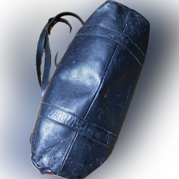 IIBisonte Grained Leather Large Tote Shoulder Handbag DISTRESSED - Picture 13 of 16